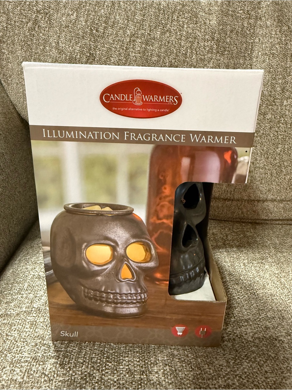 Illumination Skull Fragrance Warmer - Bronze Finish